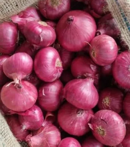 দেশি প্রিমিয়াম ফ্রেশ পেঁয়াজ (১ কেজি)